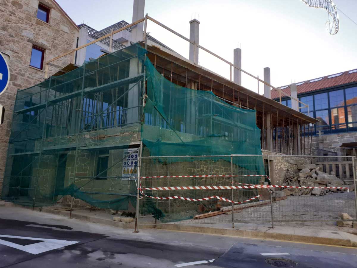 Detalles de la construcción de los apartamentos Pousadas Mariñeiras en Muxía